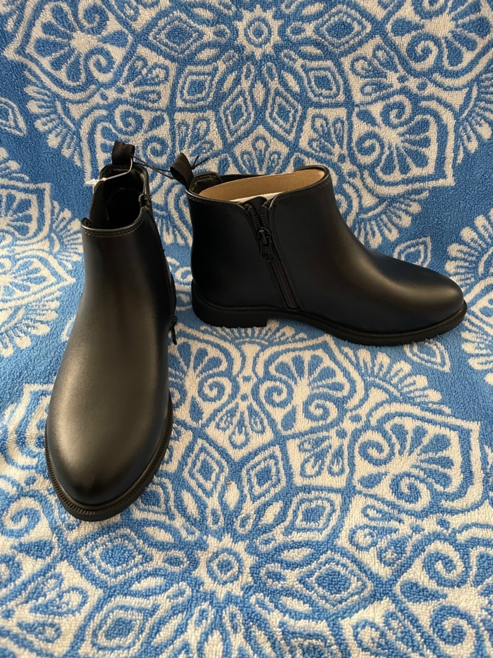 Kids Car & Jack Black Brandy Ankle Boots with Side Zip Sz 2
